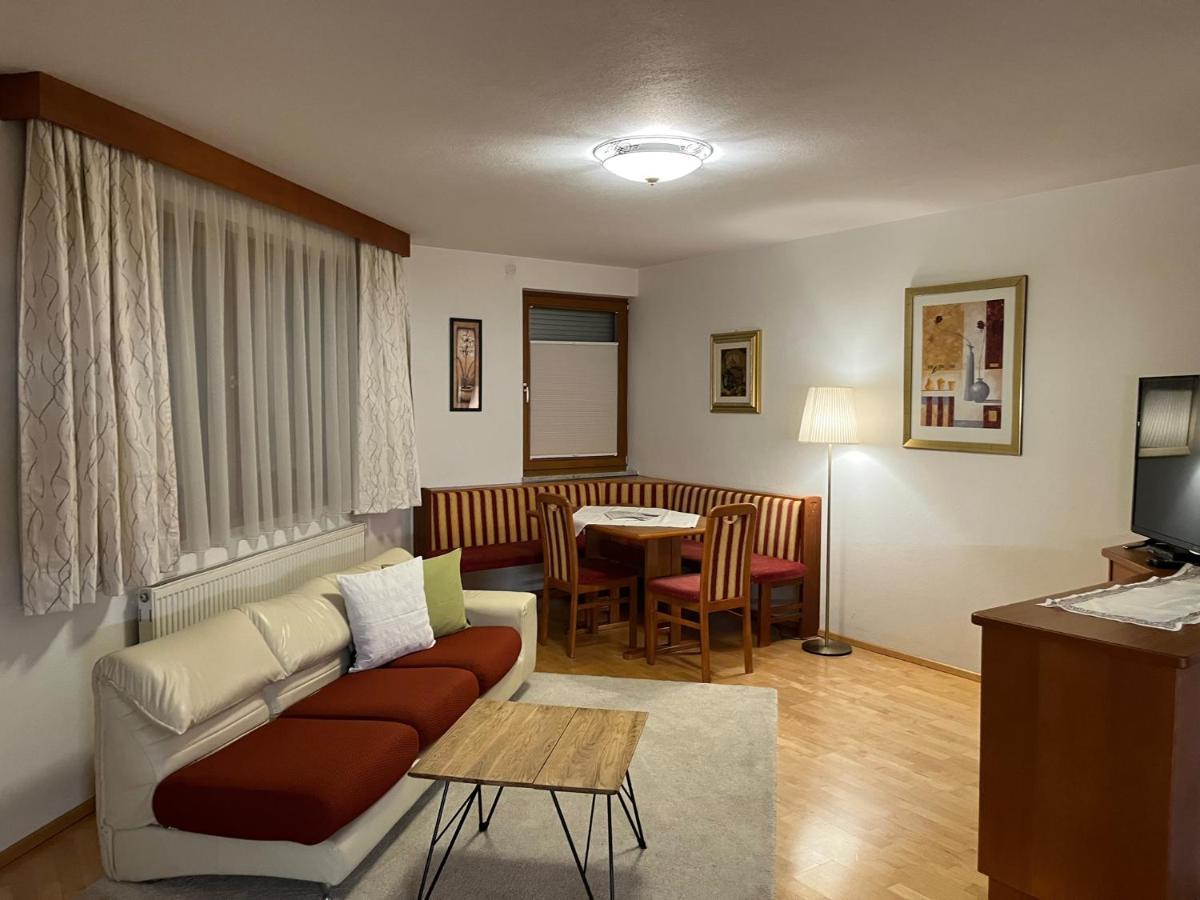 Aparthaus Camping Stubai Neustift im Stubaital Bagian luar foto