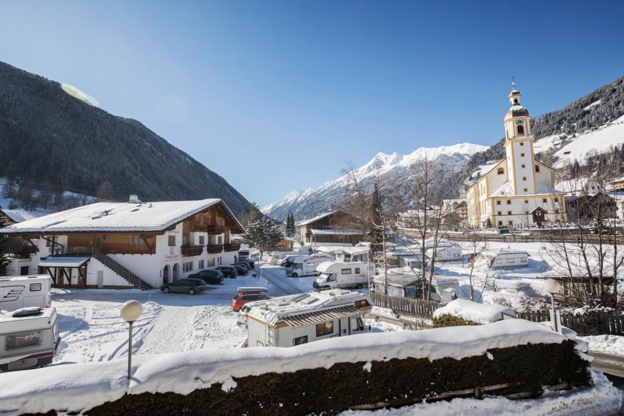 Aparthaus Camping Stubai Neustift im Stubaital Bagian luar foto